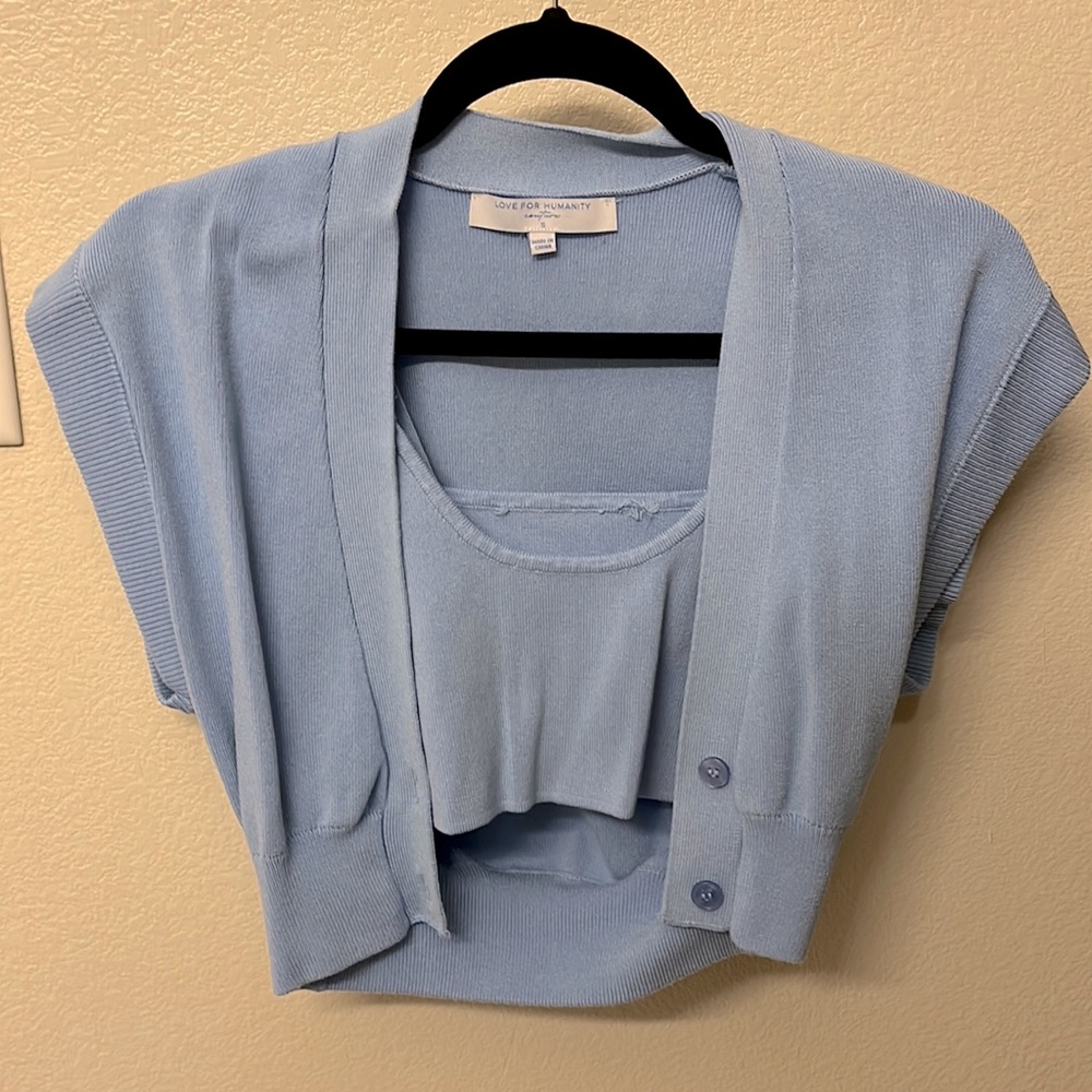 Cropped sweater & top